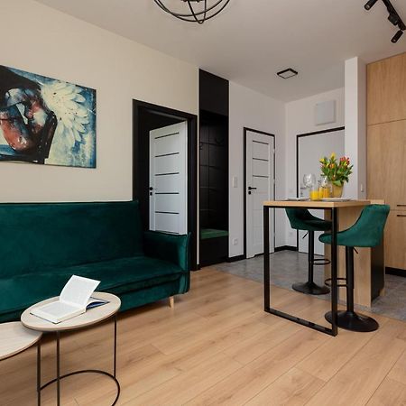 Home Factory Estate Praga Kotsisa By Noclegi Renters Варшава Экстерьер фото