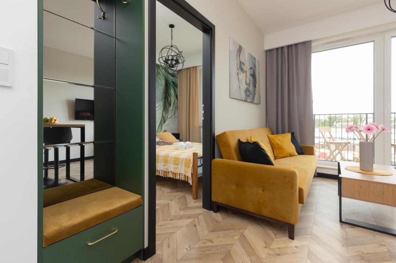 Home Factory Estate Praga Kotsisa By Noclegi Renters Варшава Экстерьер фото