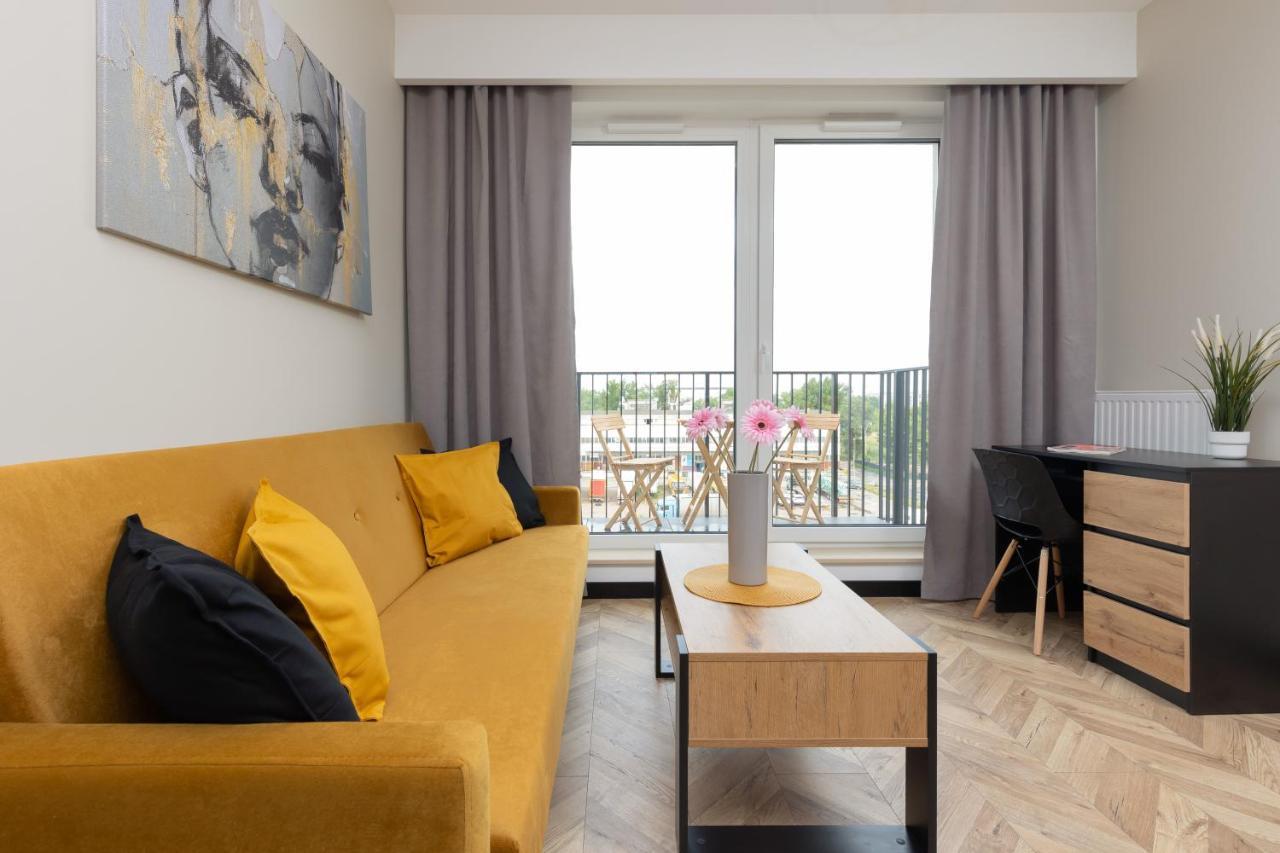 Home Factory Estate Praga Kotsisa By Noclegi Renters Варшава Экстерьер фото